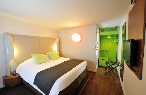 Orange Hotel | Campanile Orange Centre sortie 21 sur A7 A9
