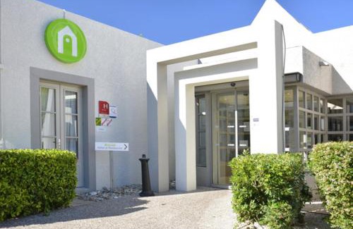 Grand Sud Hotel | Campanile Prime - Aix-en-Provence Sud - Pont de l'Arc