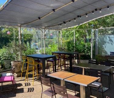 Grand Sud Hotel | Campanile Prime - Aix-en-Provence Sud - Pont de l'Arc