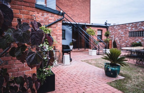 Castlemaine House | Campbell House 1882 - Group Holiday Destination, Campbell House 1882 - Group Holiday Destination
