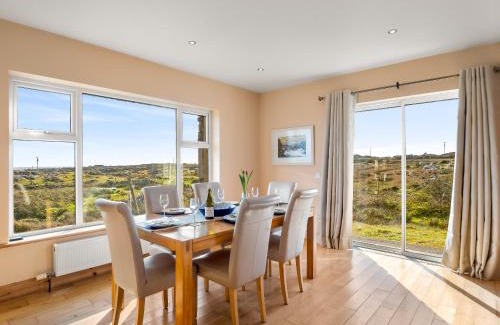 Roundstone House | Campbells Cottage