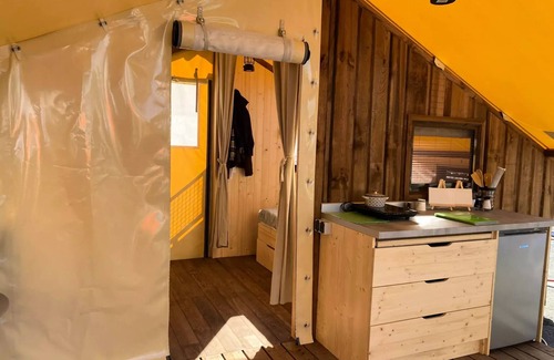 Chisseaux House | Camper's hut (10 m² - 1 bdrm) sleeps 4