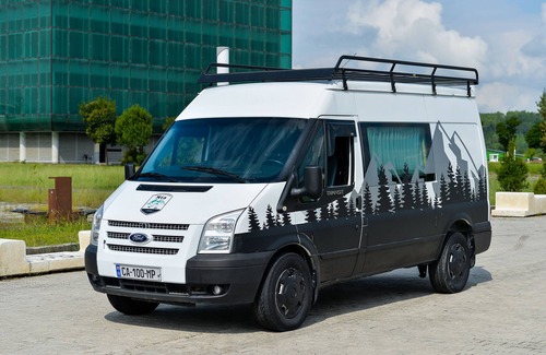 Old Boulevard House | Camper van AWD Ford Transit | Mta Campervans