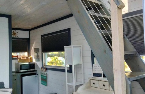 Roseland Other | Camping ∙ 1 bedroom ∙ 1 guest