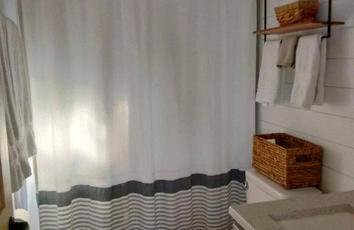 Roseland Other | Camping ∙ 1 bedroom ∙ 1 guest
