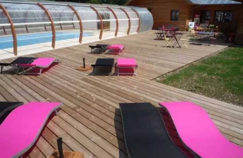 Bar-sur-Aube House | Camping 2 étoiles - Piscine - eecead
