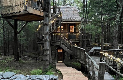 Sparrow Bush Other | Camping ∙ 2 bedrooms ∙ 8 guests