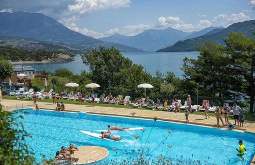 Chorges House | Camping 3 étoiles - Piscine - efbgif