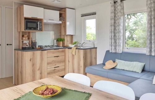 Pouzauges House | Camping 3 étoiles - ccbbhd0