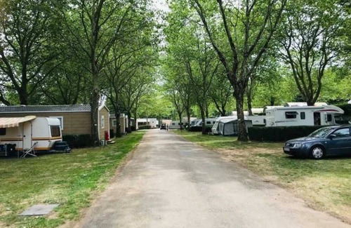 Pouzauges House | Camping 3 étoiles - ccbbhd0