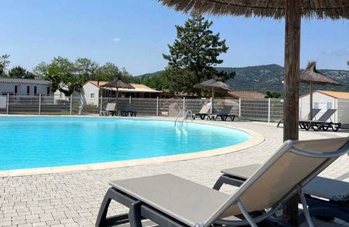 Saint-Remeze House | Camping 3 étoiles - Piscine - ccaidef