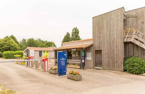 Avrille House | Camping 3 étoiles - Piscine - ccbafed