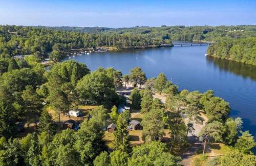 Marcillac-la-Croisille Other | Camping 3 étoiles - Piscine - eeiifd