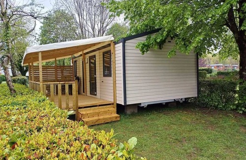 Saint-Geniez-d'Olt House | Camping 4 étoiles - Parc aquatique - efah0c