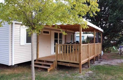 Parentis-en-Born House | Camping 4 étoiles - Piscine - eebifg