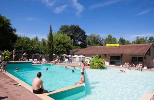 Carennac House | Camping 4 étoiles - Piscine - eebigh