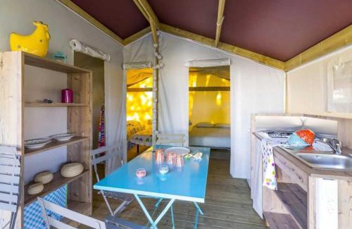 Lansargues Other | Camping 4 étoiles - Piscine - ccbahea