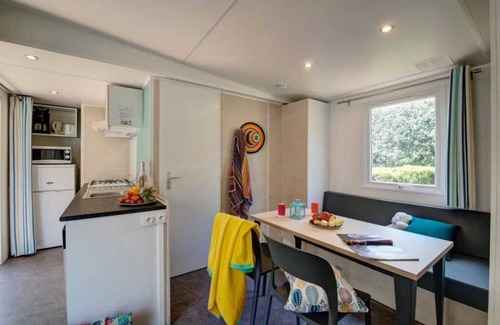 Saumur House | Camping 4 étoiles - Piscine - ccbbgdf