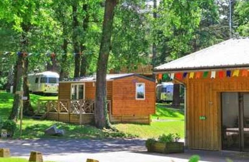 Albi House | Camping 4 étoiles - Piscine - ef0ccb