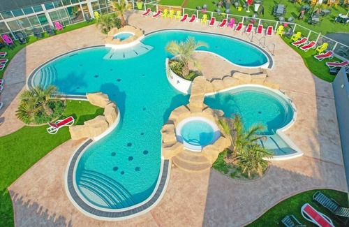 Chateau-d'Olonne House | Camping 5 étoiles - Parc aquatique - eeiacb