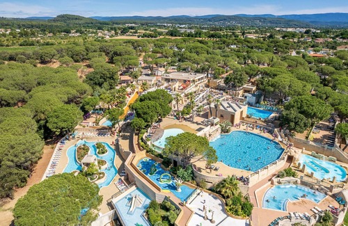 Le Muy House | Camping 5* | Super Parc Aquatique