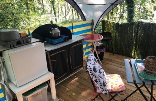 Commana Other | Camping Au Lac Du Drennec Glamping Tent