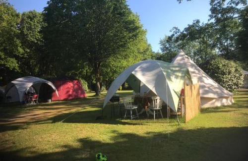 Commana Other | Camping Au Lac Du Drennec Glamping Tent