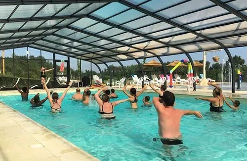 Aubigny-les-Clouzeaux House | Camping Campilo * - Lodge du Lac 4 FEUILLES 3 rooms 6 people