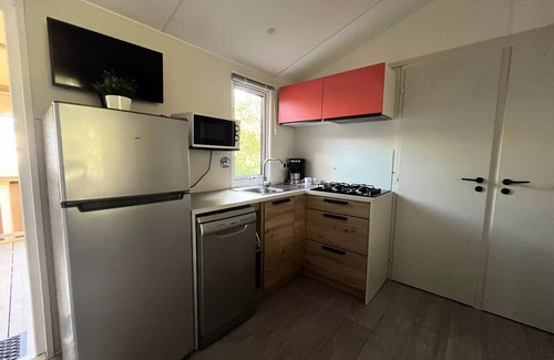 Aubigny-les-Clouzeaux House | Camping Campilo * - 4-Room Premium Cottage for 6 People with Air Conditioning
