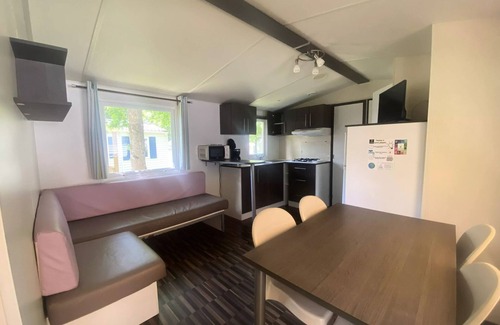 Aubigny-les-Clouzeaux House | Camping Campilo * - Mobil-Home Confort 4 Rooms 6 People + TV