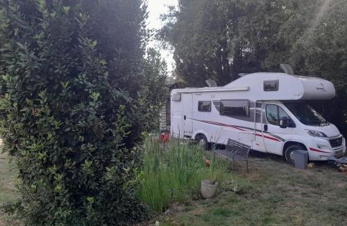 Pujo-le-Plan Other | Camping car au bord de l eau