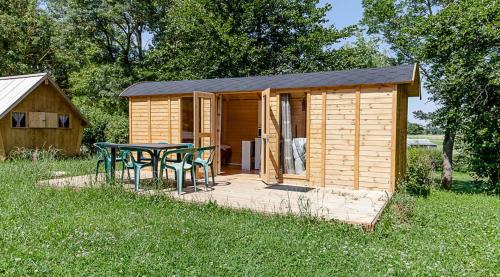 Tournus Cabin | Camping de Tournus - Drole de cabane