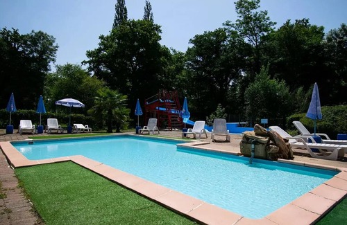 Saint-Honore-les-Bains Apartment | Camping des Bains * - Apartment n°3 - 2 bedrooms 2 to 4 people - 2 pers. included in the tariff