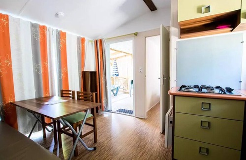 Saint-Maurice-dʼArdeche House | Camping Domaine du Cros d'Auzon* - Comfort mobile home 3 rooms for 4 people Air-conditioned