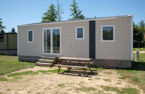 Saint-Etienne-du-Bois Other | Camping du Sevron