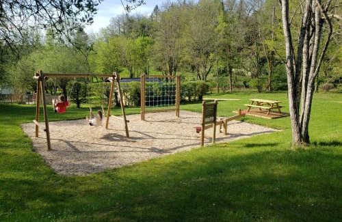 Tursac Other | Camping EAU NATURELLE 2 étoiles Bungalow ou Tente 4 personnes dans un environnement calme et dépaysant