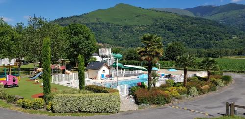 Agos-Vidalos Other | Camping Familial - Parc Aquatique - Grande Aire de Jeux à la Montagne