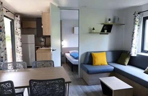 Brousses-et-Villaret House | Camping Flower Le Martinet Rouge * - Premium mobile home 4 rooms 6 people