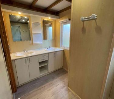 Saint-Martial-de-Nabirat Other | Camping le Convivial Cottage climatisé 6-8 personnes
