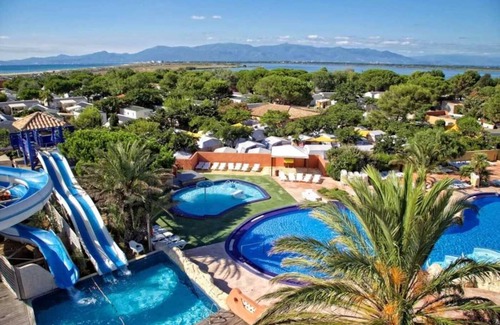 Canet-en-Roussillon House | Camping - Funpass inclus - Parc aquatique - eeb0fi