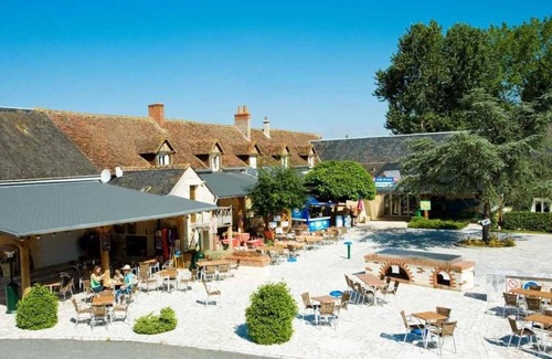 Onzain House | Camping - Funpass inclus - Piscine - ccafeha