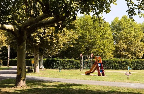 Creches-sur-Saone House | Camping La Clé de Saône * - Cottage Family - 3 bedrooms 6 people