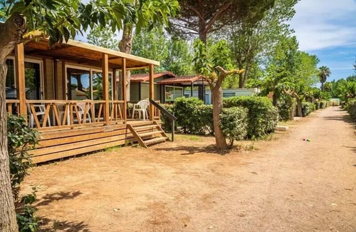 Serignan-Plage House | Camping La Maïre - Mobile home 4 Rooms 6 People