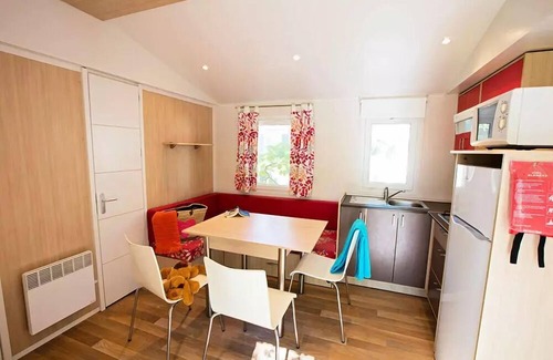 Joyeuse House | Camping La Nouzarède* - Comfort mobile home 4 rooms for 6 people Air-conditioned