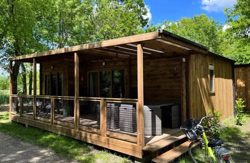 Coulon Ski Chalet | Camping La Venise Verte * - Prestige Chalet 60 m² (3 bedrooms) including covered terrace + Air conditioning + TV + LV + Plancha 7 people