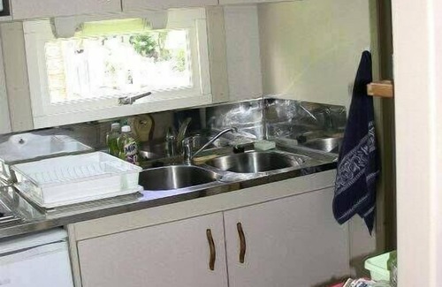 Canet-de-Salars House | Camping Le Caussanel* - Chalet Family Confort 3 rooms for 4 people Air-conditioned