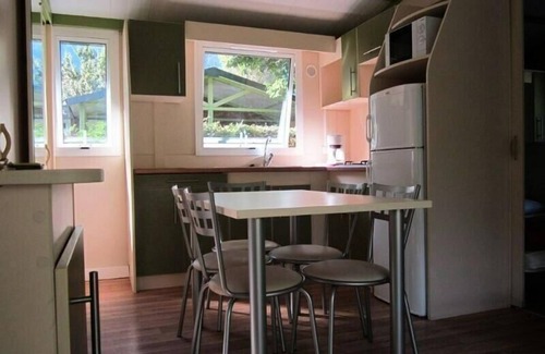 Le Bourg-d'Oisans Ski Chalet | Camping Le Colporteur * - Chalet Espace Classic 4 rooms 4 adults and 2 children Air-conditioned