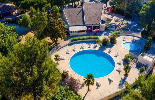 La Roque-d'Antheron House | Camping Le Domaine des Iscles **** - Cozy Mobil Home 4 Rooms 6 People