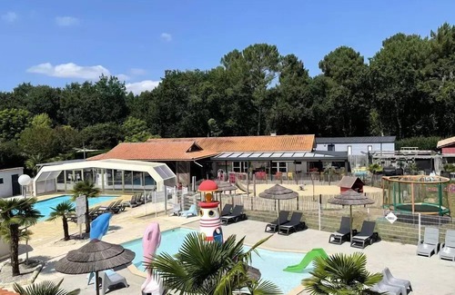 Saint-Laurent-de-Medoc House | Camping Le Paradis * - Mobile home "Jasmin" 2 bedrooms DIM - SUN 4 people