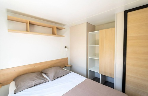 Chatillon-en-Diois House | Camping Le Lac Bleu* - Mobile home Loggia Confort 3 rooms 4 people Air-conditioned